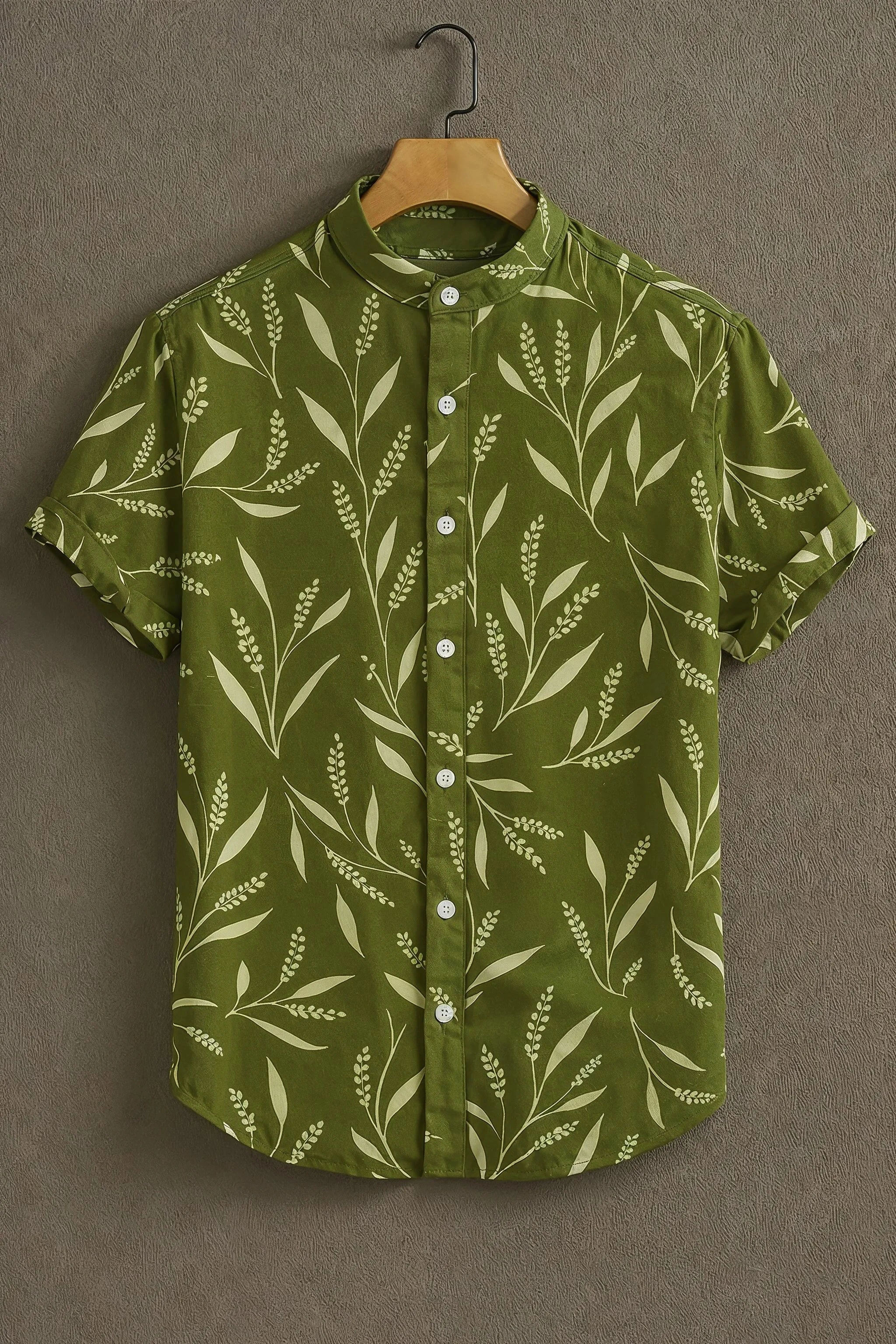 Green Casual Shirt with Leaf Print